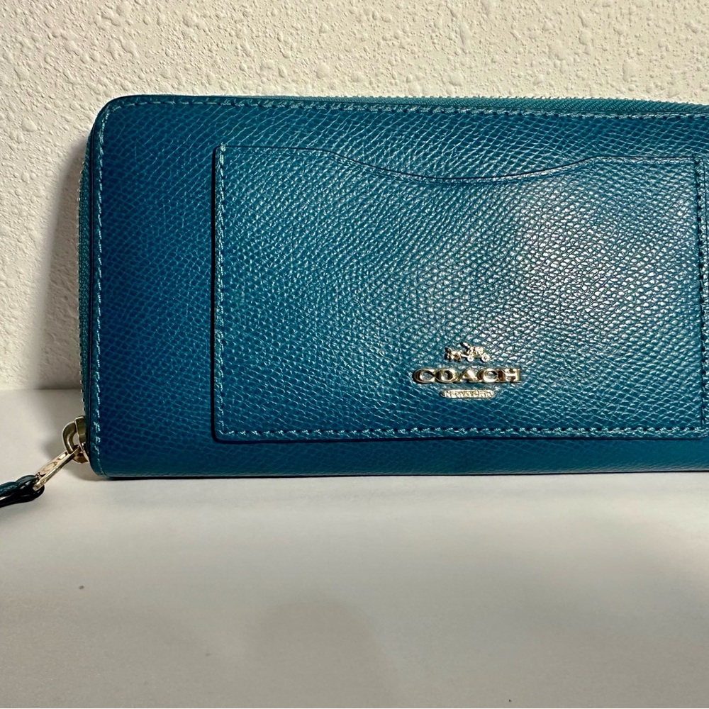 COACH Outlet: Turquoise Coach Round Zip Long Wallet